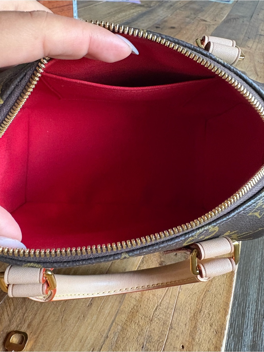 Louis Vuitton Speedy 20 Monogram - Picture 6 of 11